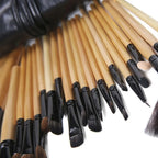 Set de 24 Pinceaux de Maquillage Professionnel — Pochette Cadeau
